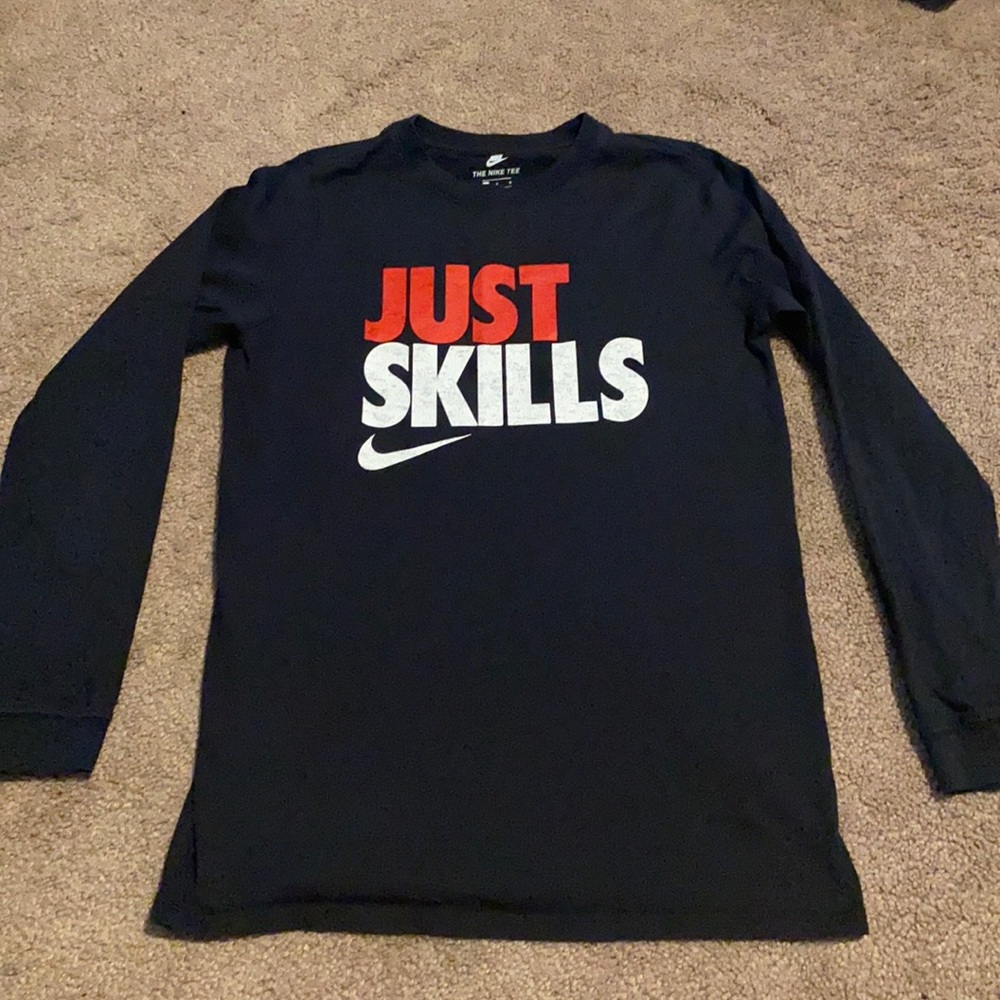 Nike long sleeve shirt